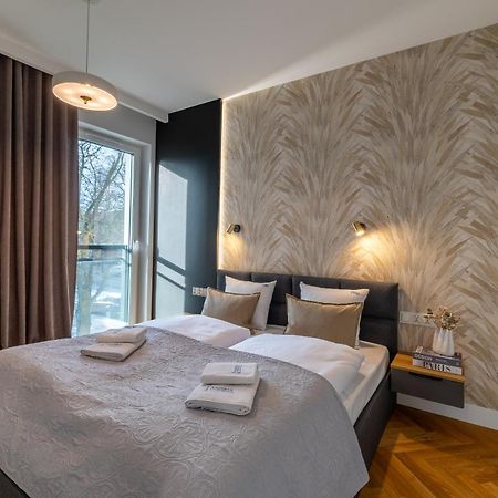 Ambria Apartments Matejki 17 ชวีโนวิชแจ ภายนอก รูปภาพ
