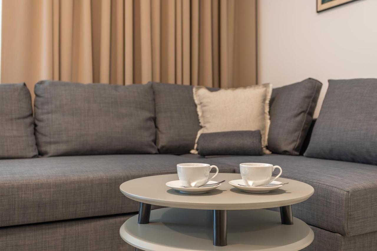 Ambria Apartments Matejki 17 ชวีโนวิชแจ ภายนอก รูปภาพ